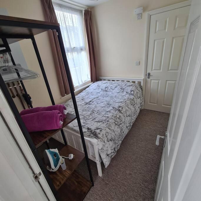 Groundfloor One Bedroom Apartment Ryde  Esterno foto
